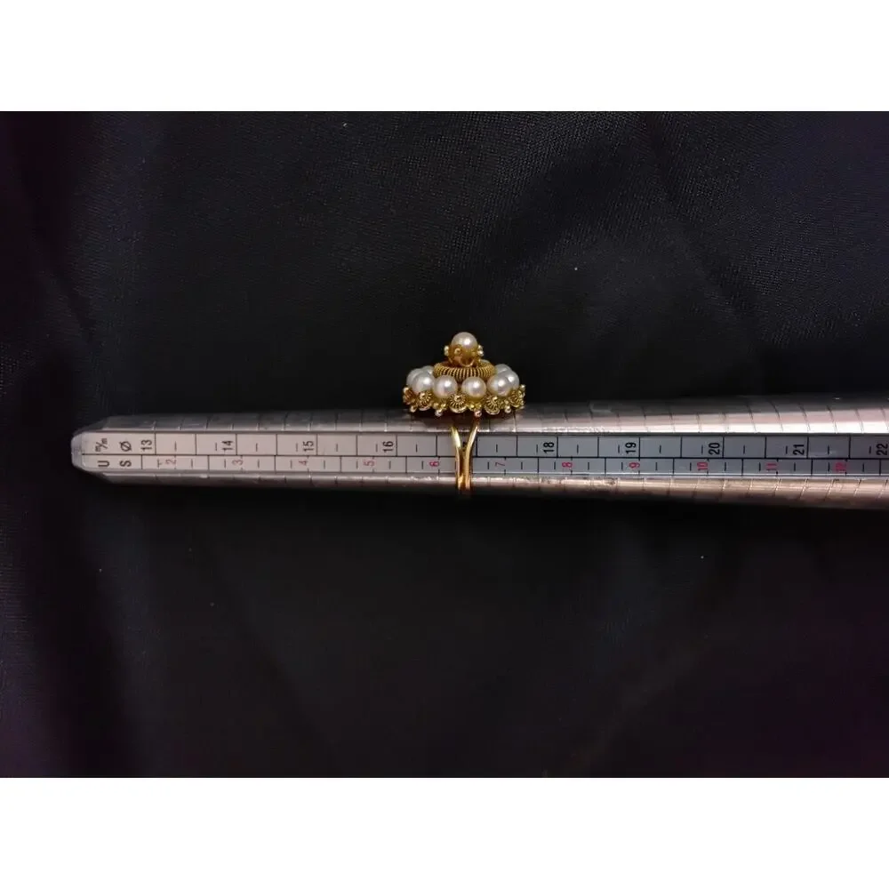 Unbranded 14k gold